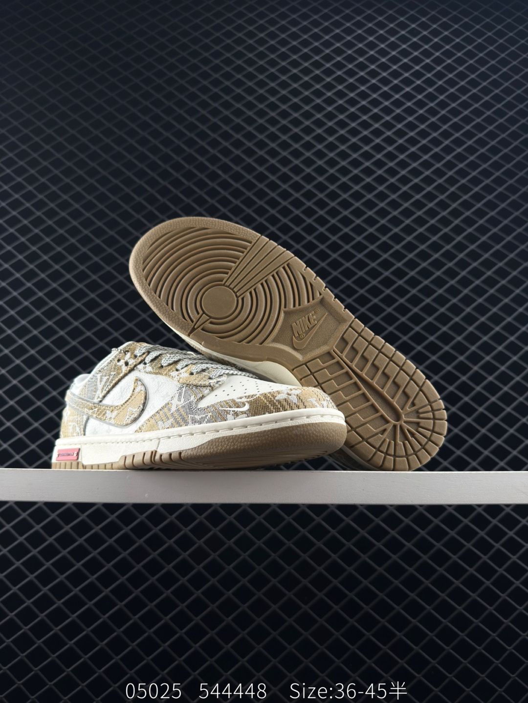 Travis Scott x Air Jordan 1 ” Reverse Mocha “